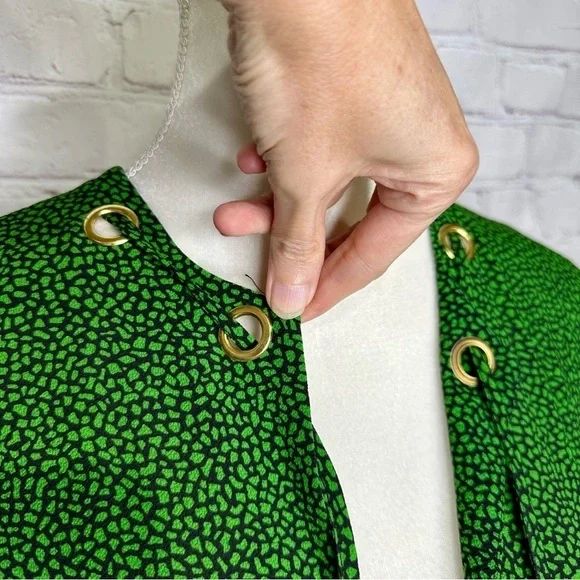 Michael Kors green and black design blouse - Picture 3 of 10